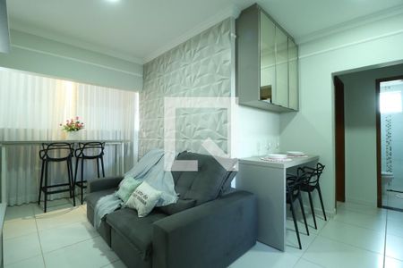 Sala de apartamento para alugar com 2 quartos, 57m² em Santa Mônica, Uberlândia