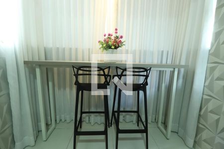 Sala de apartamento para alugar com 2 quartos, 57m² em Santa Mônica, Uberlândia