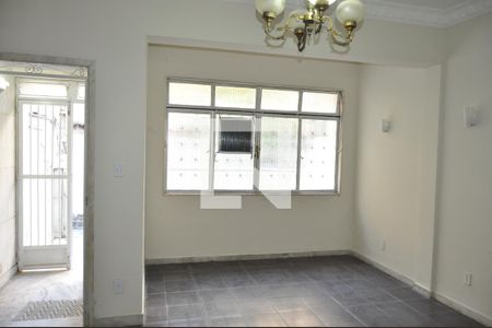 Sala de casa à venda com 3 quartos, 120m² em Lins de Vasconcelos, Rio de Janeiro