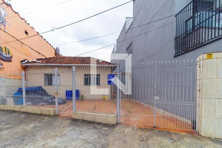 Fachada de casa à venda com 3 quartos, 248m² em Quinta da Paineira, São Paulo