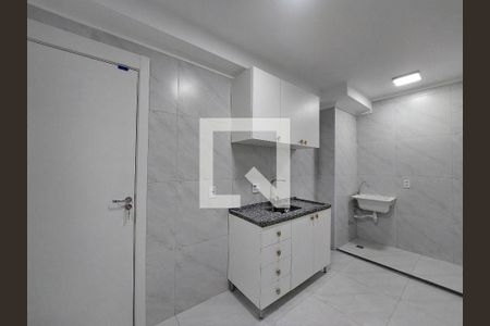 Cozinha de apartamento à venda com 2 quartos, 37m² em Vila Isa, São Paulo