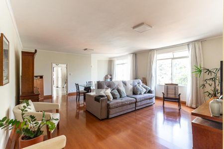 Sala de apartamento à venda com 3 quartos, 193m² em Higienópolis, São Paulo