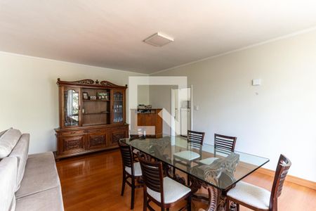 Sala de apartamento à venda com 3 quartos, 193m² em Higienópolis, São Paulo