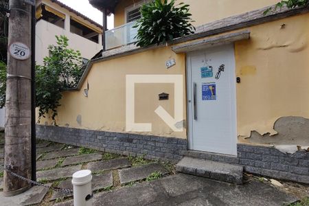 Fachada de casa de condomínio à venda com 4 quartos, 500m² em Taquara, Rio de Janeiro