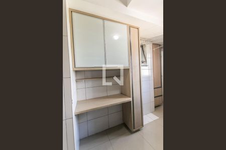 Cozinha de apartamento para alugar com 3 quartos, 80m² em Paralela, Salvador