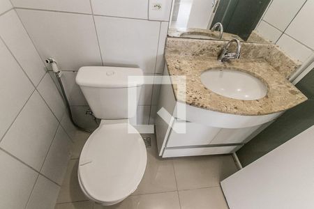 Banheiro de apartamento para alugar com 3 quartos, 80m² em Paralela, Salvador