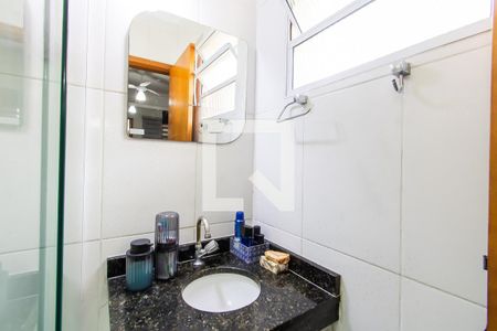 Banheiro da Suíte de casa à venda com 3 quartos, 77m² em Vila Paranagua, São Paulo