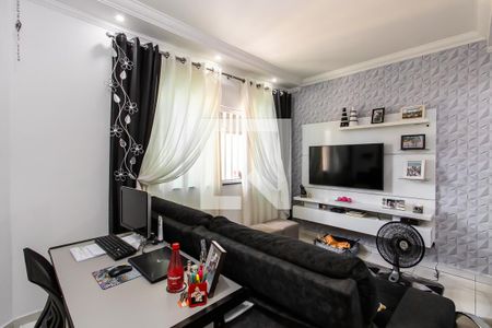 Sala de casa à venda com 3 quartos, 77m² em Vila Paranagua, São Paulo