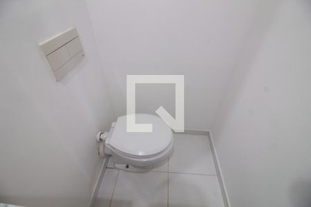 Banheiro de apartamento à venda com 1 quarto, 33m² em Santo Amaro, São Paulo