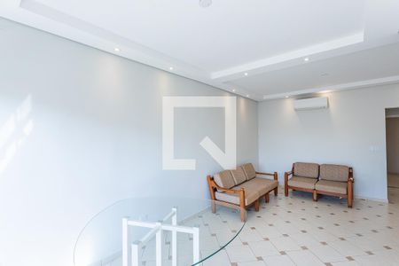 Sala de casa para alugar com 2 quartos, 113m² em Jardim Santo Elias, São Paulo