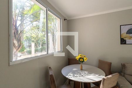 Sala de apartamento à venda com 2 quartos, 43m² em Morro Santana, Porto Alegre