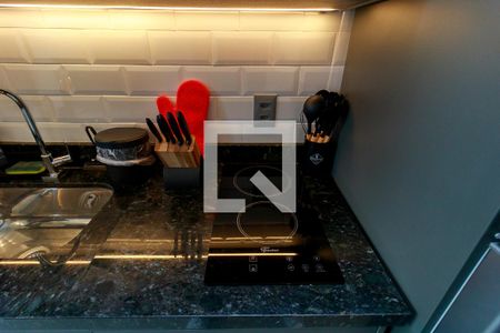 Cozinha de apartamento à venda com 1 quarto, 32m² em Campo Belo, São Paulo