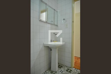 Banheiro Social de casa à venda com 3 quartos, 253m² em Campestre, Santo André