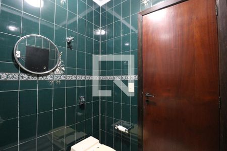 Lavabo de casa à venda com 4 quartos, 328m² em Vila Ipojuca, São Paulo