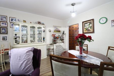 Sala 1 de casa à venda com 4 quartos, 328m² em Vila Ipojuca, São Paulo