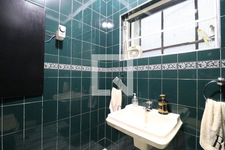 Lavabo de casa à venda com 4 quartos, 328m² em Vila Ipojuca, São Paulo