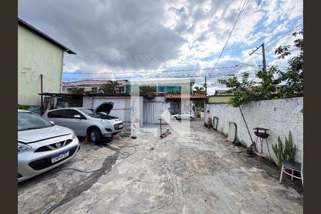 Garagem de casa à venda com 4 quartos, 370m² em Riacho das Pedras, Contagem