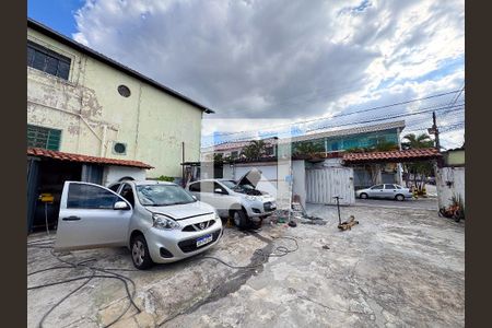 Garagem de casa à venda com 4 quartos, 370m² em Riacho das Pedras, Contagem