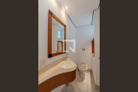 Lavabo de apartamento à venda com 4 quartos, 150m² em Bela Vista, São Paulo