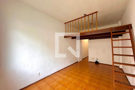 Quarto de kitnet/studio à venda com 1 quarto, 32m² em Centro, Rio de Janeiro