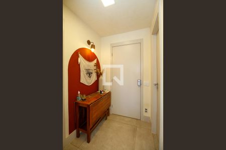 Hall de Entrada de apartamento à venda com 3 quartos, 120m² em Pinheiros, São Paulo