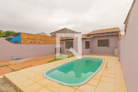 Piscina de casa à venda com 2 quartos, 380m² em Rio Branco, Canoas