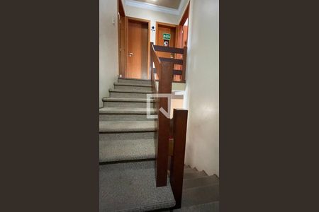 Escada de casa de condomínio à venda com 4 quartos, 160m² em Jardim Shangai, Jundiaí
