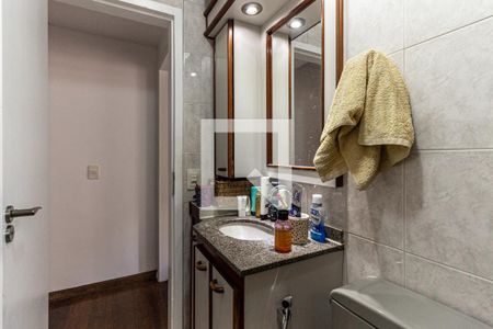 Banheiro de apartamento à venda com 2 quartos, 50m² em Barra Funda, São Paulo