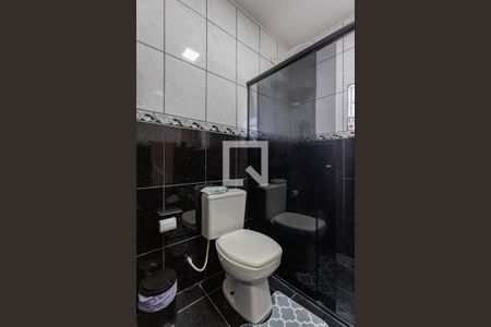 Banheiro- casa 2 de casa à venda com 4 quartos, 99m² em Sarandi, Porto Alegre