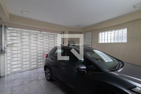 Garagem de casa à venda com 3 quartos, 102m² em Vila Marieta, São Paulo
