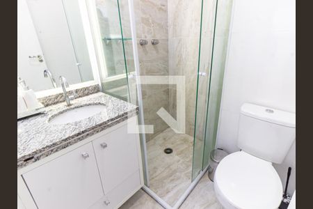 Banheiro de apartamento para alugar com 2 quartos, 44m² em Quarta Parada, São Paulo
