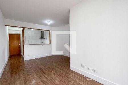 Sala de apartamento para alugar com 3 quartos, 77m² em Baeta Neves, São Bernardo do Campo