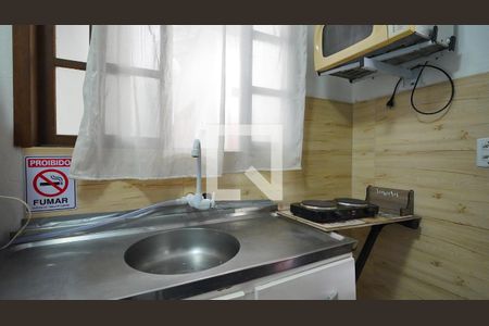 Sala/Cozinha de apartamento para alugar com 1 quarto, 31m² em Canto da Lagoa, Florianópolis