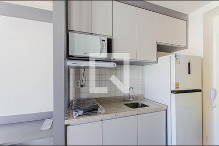 Cozinha de kitnet/studio para alugar com 1 quarto, 24m² em Liberdade, São Paulo