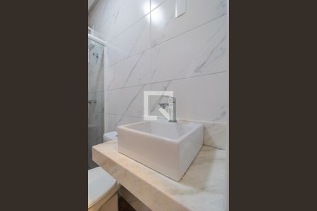 Banheiro do Quarto 1 de casa de condomínio à venda com 3 quartos, 100m² em Aberta dos Morros, Porto Alegre