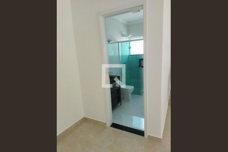 Casa à venda com 3 quartos, 220m² em Vila Carrão, São Paulo