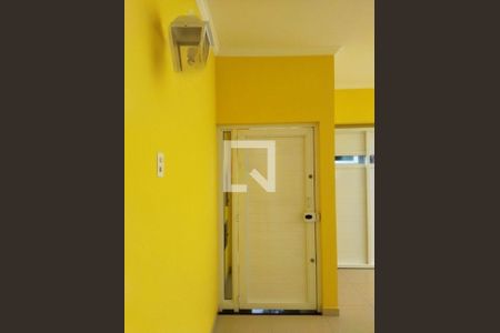 Casa à venda com 3 quartos, 220m² em Vila Carrão, São Paulo