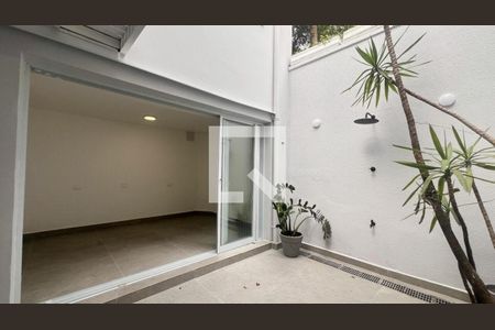 Casa à venda com 3 quartos, 240m² em Pompeia, São Paulo