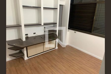 Apartamento à venda com 3 quartos, 220m² em Morumbi, São Paulo