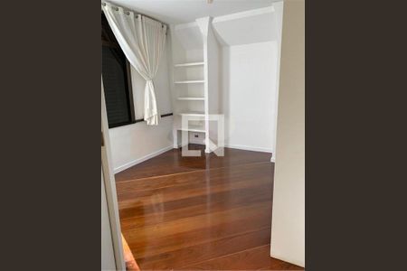Apartamento à venda com 3 quartos, 220m² em Morumbi, São Paulo