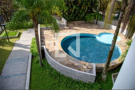 Apartamento à venda com 3 quartos, 220m² em Morumbi, São Paulo