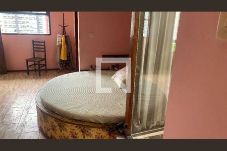Casa à venda com 4 quartos, 262m² em Icaraí, Niterói
