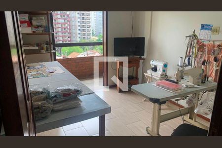 Casa à venda com 4 quartos, 262m² em Icaraí, Niterói