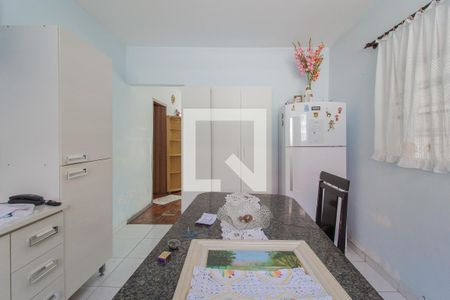 Cozinha de casa para alugar com 3 quartos, 191m² em Parque Sao Vicente, Mauá