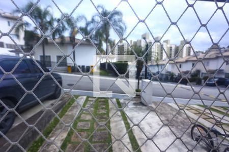 vista da sala de casa de condomínio para alugar com 2 quartos, 110m² em Campo Limpo, São Paulo