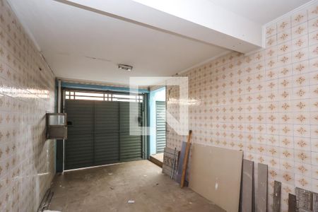 Garagem de casa para alugar com 3 quartos, 200m² em Jardim Maria Estela, São Paulo