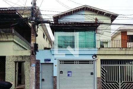 Fachada de casa para alugar com 3 quartos, 200m² em Jardim Maria Estela, São Paulo