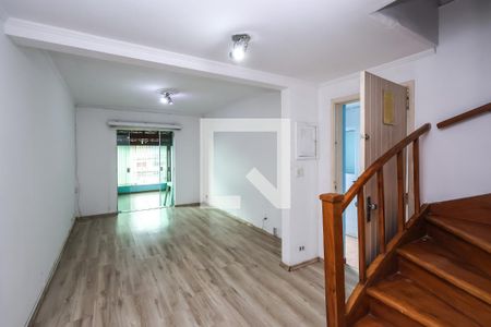 Sala de casa à venda com 3 quartos, 200m² em Jardim Maria Estela, São Paulo