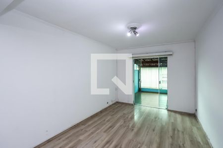 Sala de casa à venda com 3 quartos, 200m² em Jardim Maria Estela, São Paulo