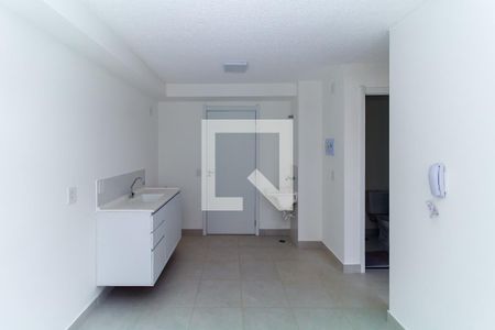 Sala de apartamento para alugar com 2 quartos, 32m² em Parque Sao Rafael, São Paulo